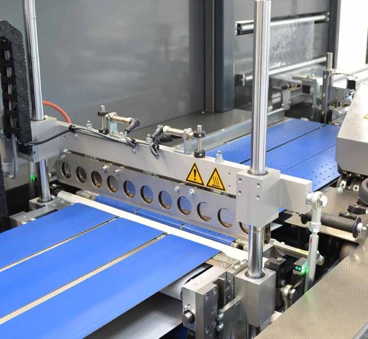Universa 500 Servo C banner